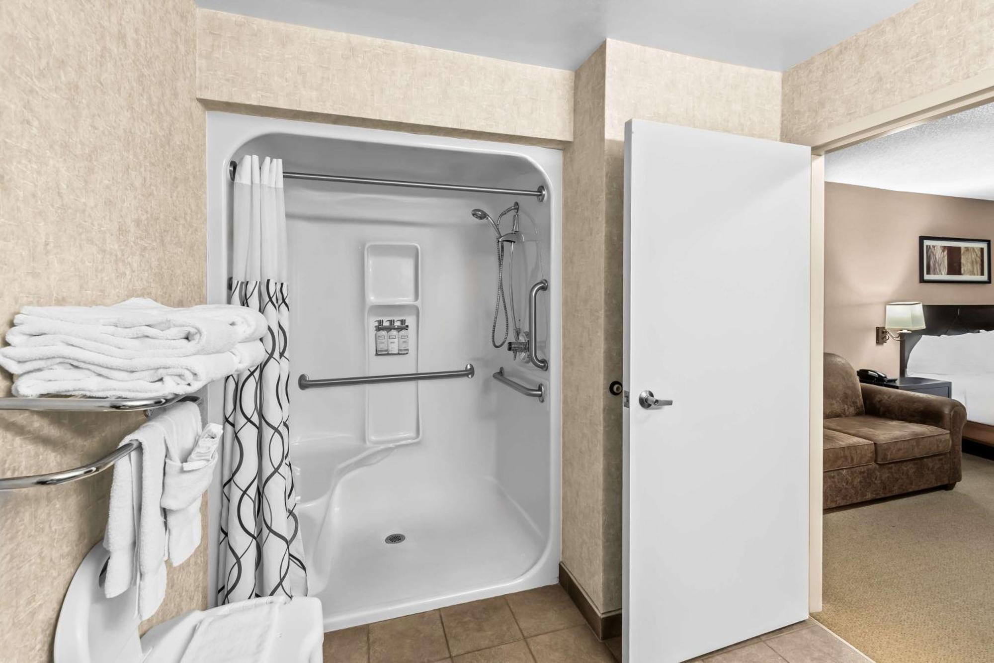 Heartland Inn & Suites, Surestay Collection By Best Western Park Rapids エクステリア 写真