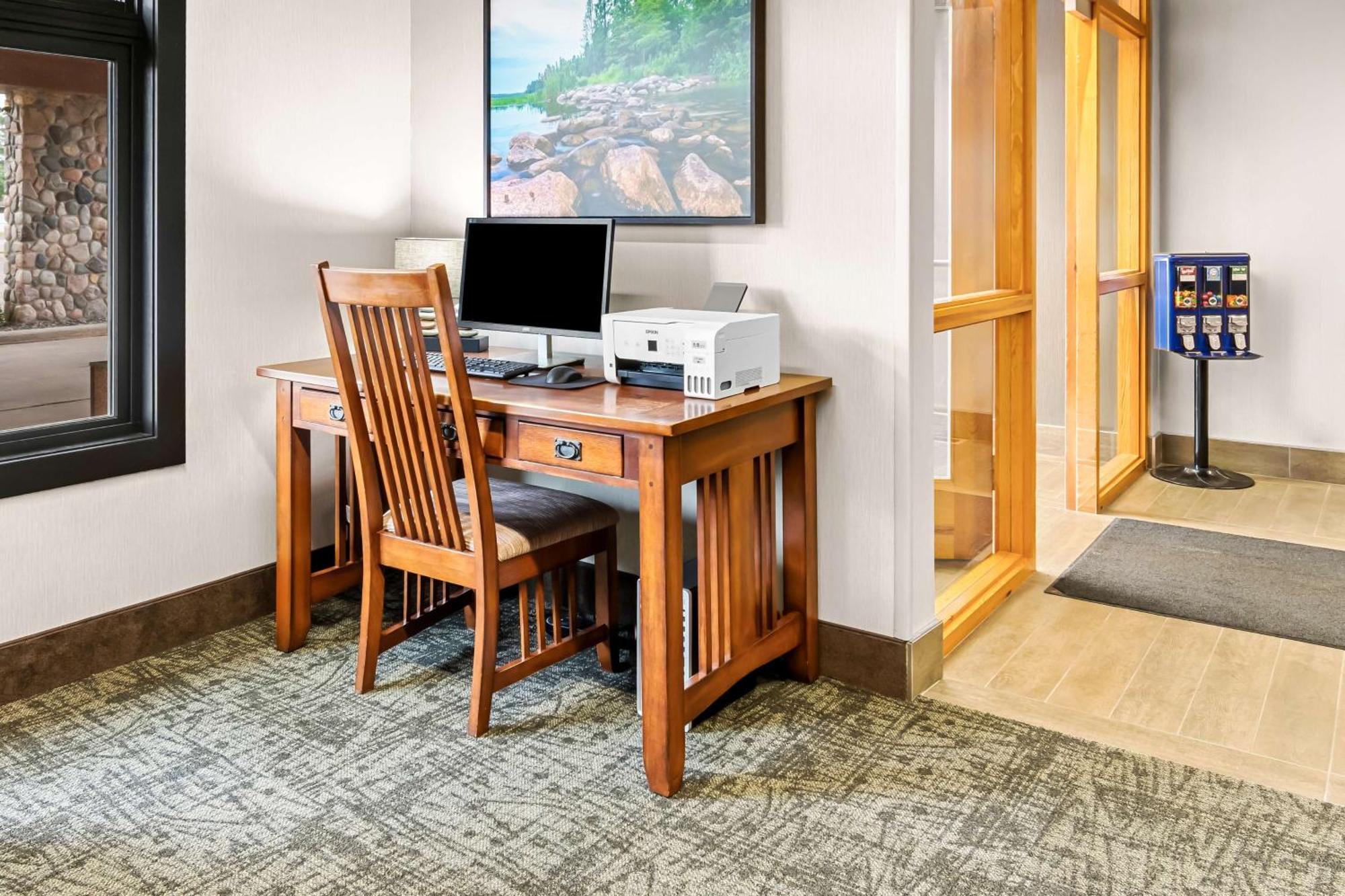 Heartland Inn & Suites, Surestay Collection By Best Western Park Rapids エクステリア 写真